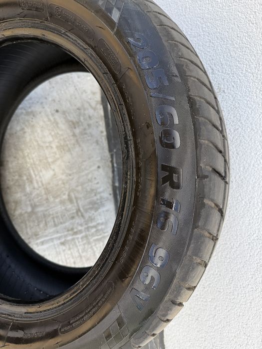 Шини 205/60 R16 96V