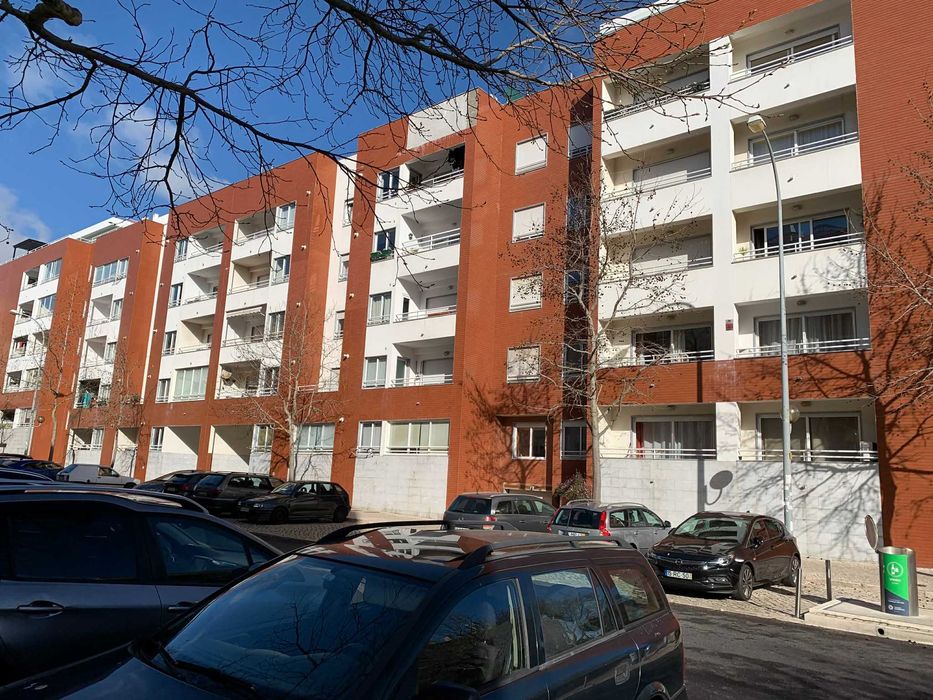 Apartamento - Rua dos Diamantes - Urbanização Parque São DOMINGOS