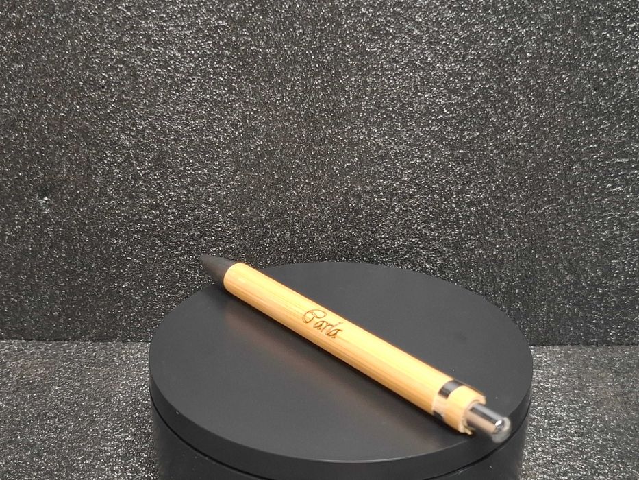 Caneta em Madeira Bambo personalizada