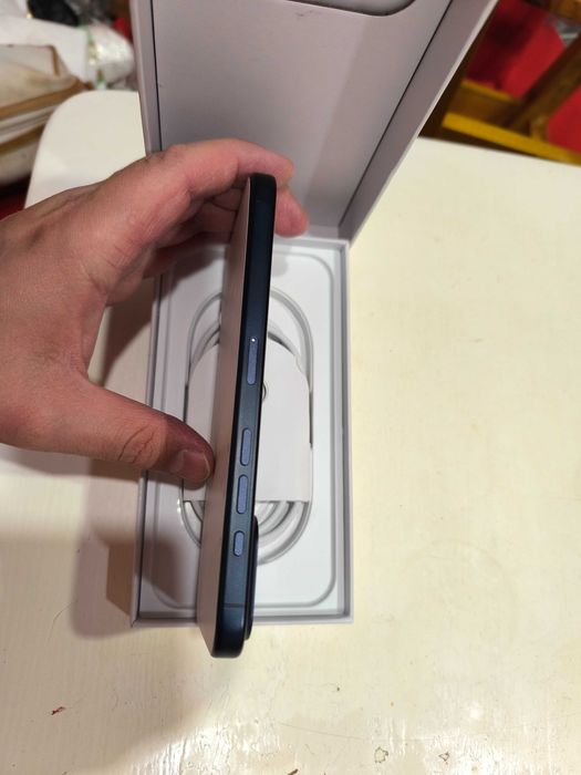 Iphone 17 pro max,Азiйська версiя.ДвI ciм.Коробка,зарядка.1v1,кабель.