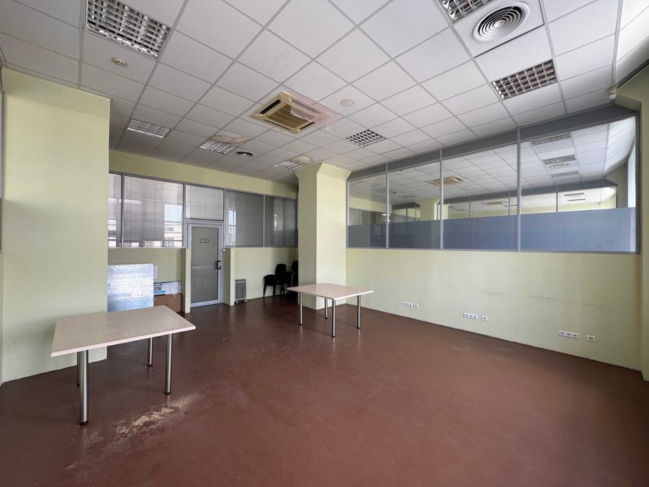 Офіс в бізнес центрі, 55 м.кв. Вокзальна. Власник