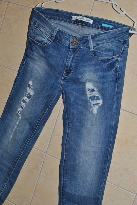 Zara spodnie jeansy z przetarciami 38 M załozone kilka razy