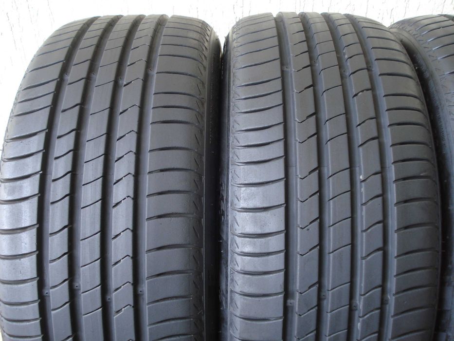 Kumho Ecsta HS51   215/45 r 16   4 - sztuki letnie