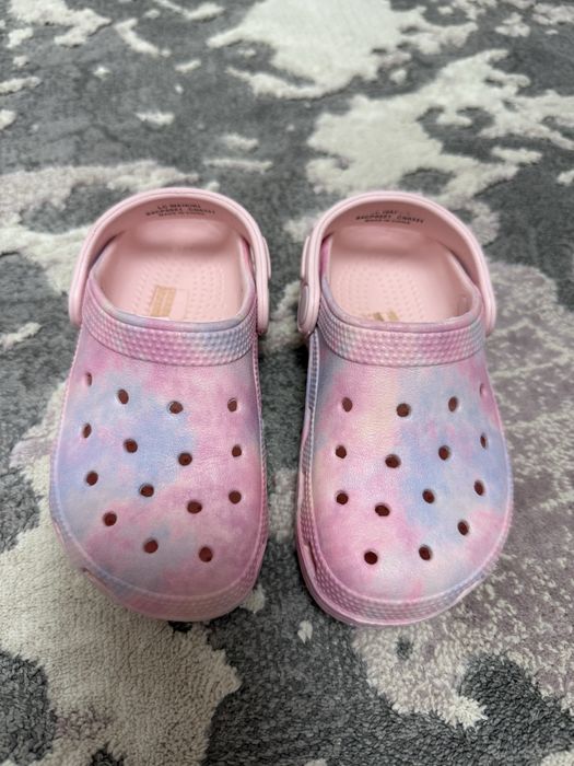 Крокси босоніжки літнє взуття на дівчинку