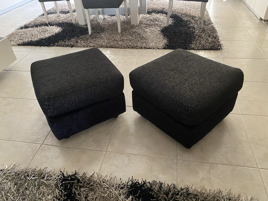 Sofá Chaise Longue com sofá-cama + 2 puffs  – Bom estado