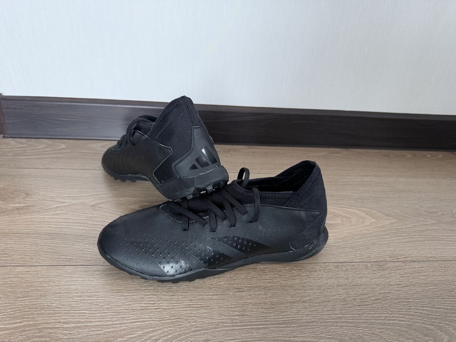 Сороконіжки adidas 38 розмір