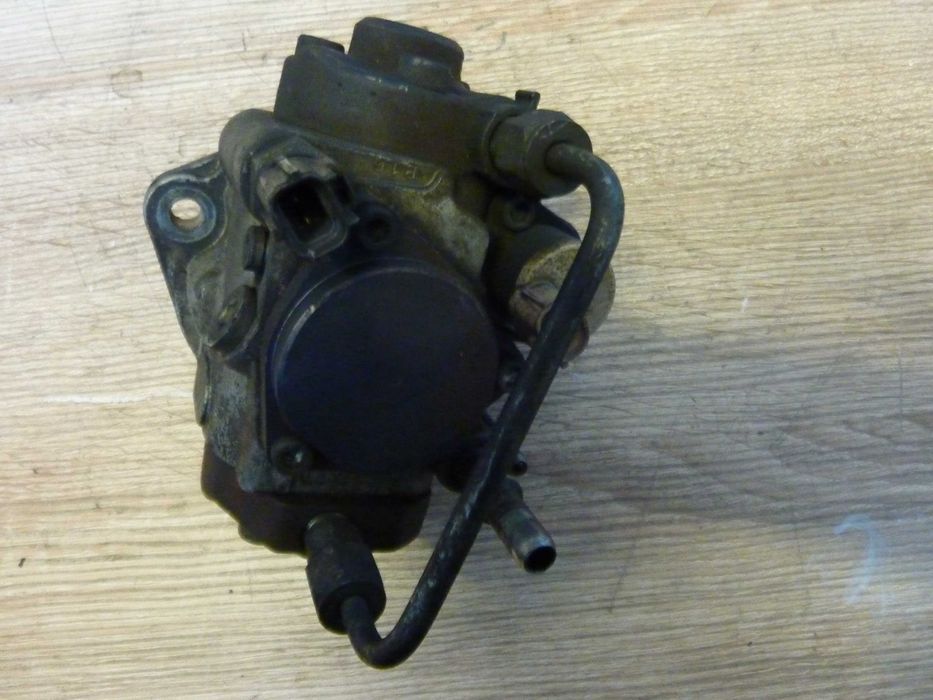 ford transit 2,2 tdci pompa wtryskowa 6c1q9b395ad
