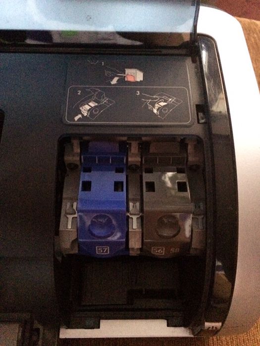 Принтер HP deskjet 5652