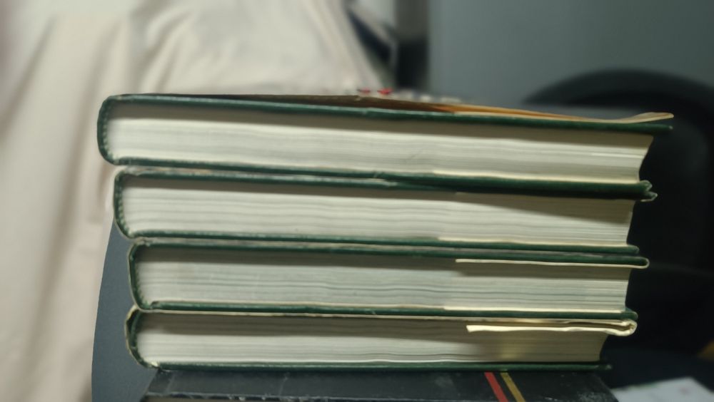 Coleção Completa – As Raças Humanas (4 Volumes) | Esomnia Editores