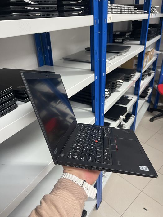 Lenovo ThinkPad X13 G1 i5 16GB 256GB SSD 13.3" FHD W11 | AmigoTech