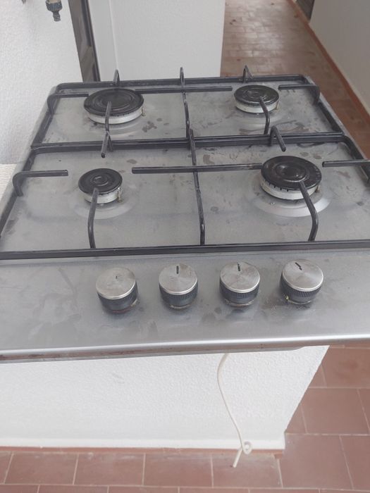 Placa com 4 bicos a gás