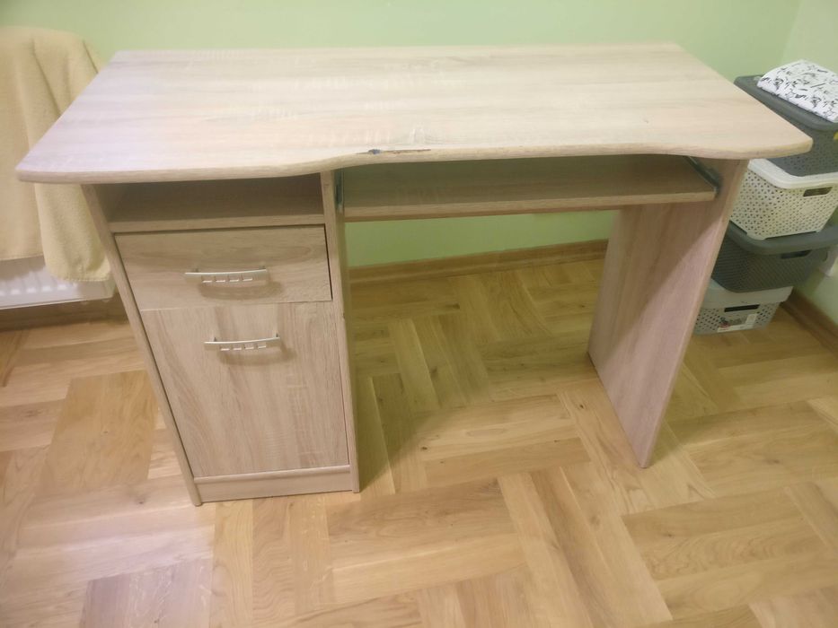 biurko dziecięce