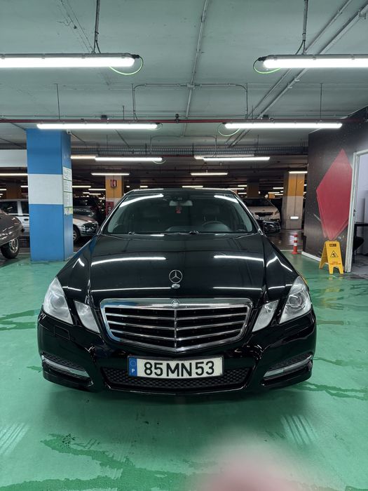 Mercedes-Benz E250 CDI 2011 com 295,000km barulho no motor mas andar