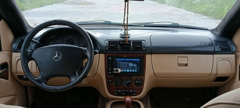 Продам Mercedes Benz ML163