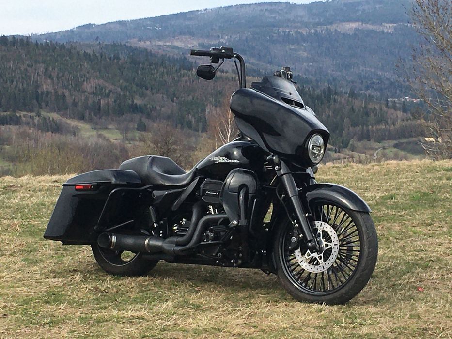 Harley Davidson CVO Street Glide 110cali