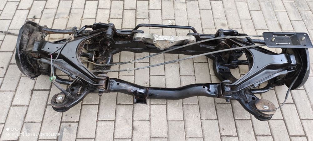 Belka Tył z Audi A6 S6 4.2 Q 300 KM 99 Buda Szeroka Blask Gołdap