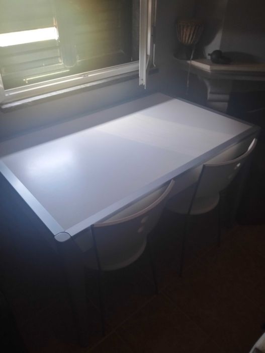 Mesa extensível casa de jantar ou cozinha conjunto 4 cadeiras
