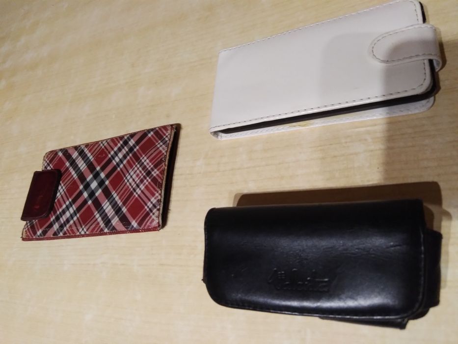 Чохли для мобільних телефонів та телефони