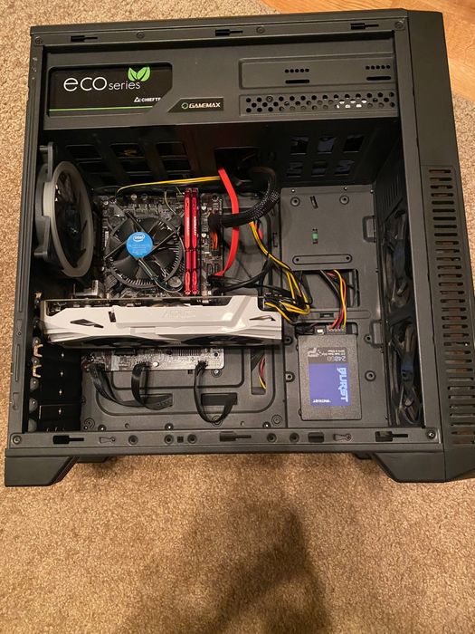 Компьютер в отличном состоянии: 1060/16 ОЗУ/ INTEL CORE I3/ 1.2TB