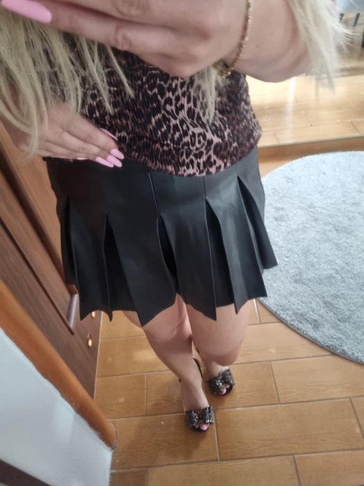 Spódnico spodenki plisowane eko skóra roz M
