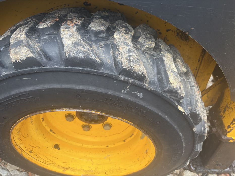 Продам мініекскаватор JCB 1сх