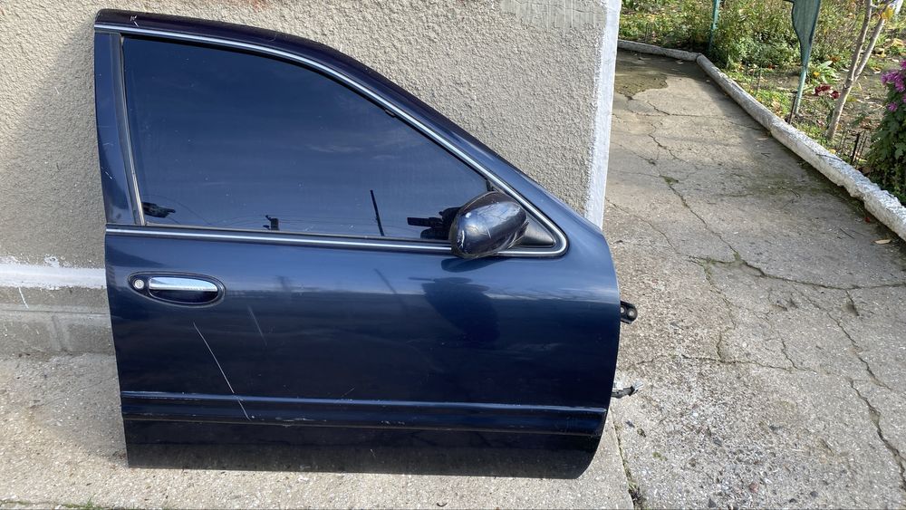 Двери дверка двери передние Nissan Maxima A32