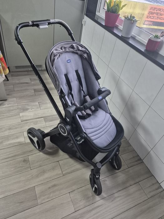 Carrinho trio chicco