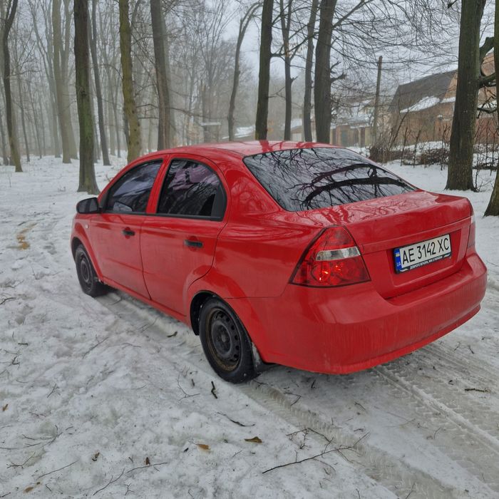 Продам шевроле авео в на ходу все ок з документами люби
