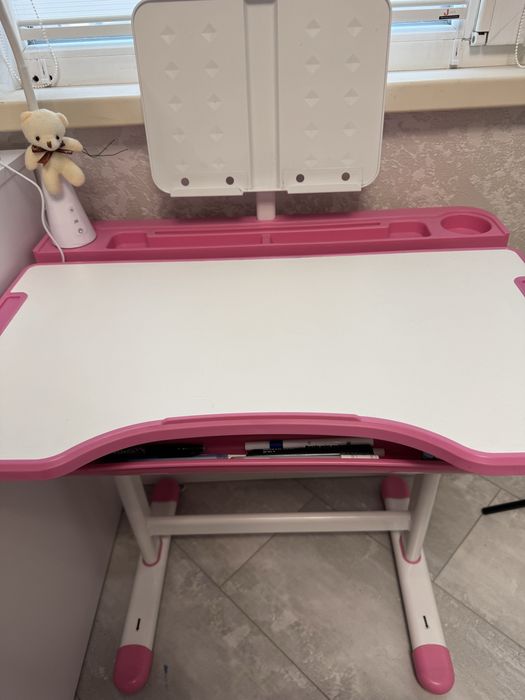 Парта дитяча зі стільцем