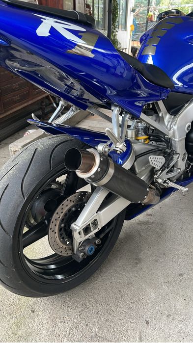 Vendo R1 Estado bom 2001
