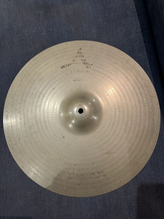 Pratos bateria Zildjian / Sabian