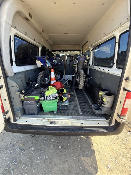 Ford Transit 2011 9 lugares