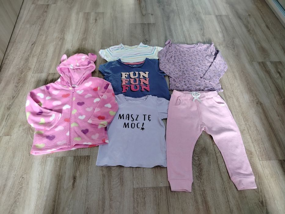 Ubranka dla dziewczynki