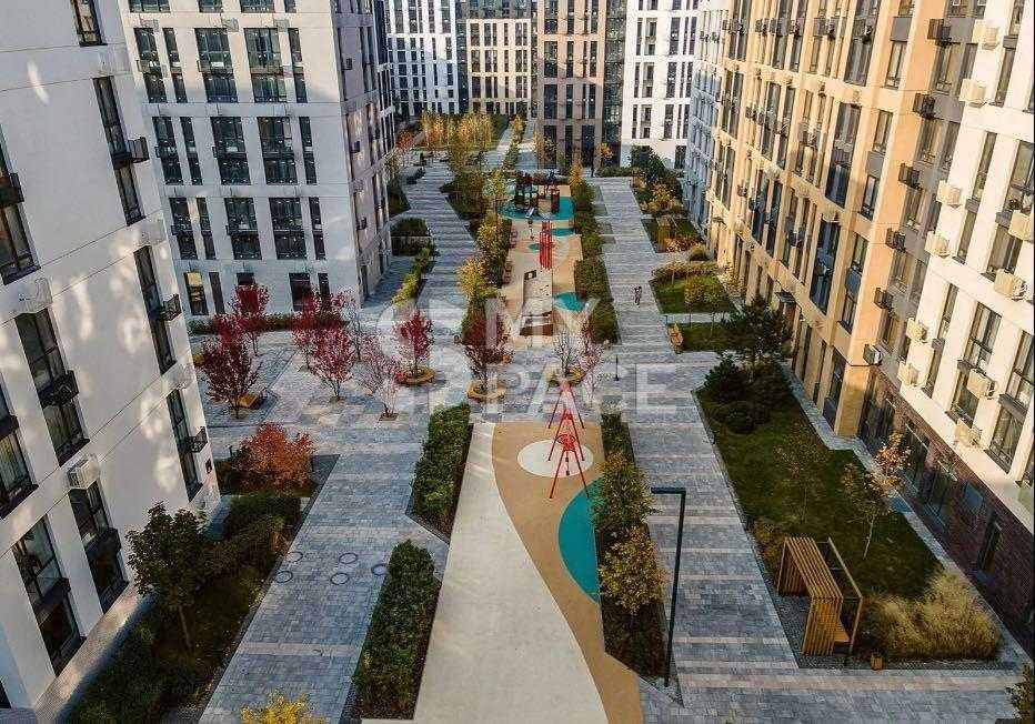 Нивки, Файна Таун, Шевченківський,Салютна