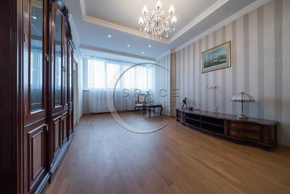 Продаж 3-кімнатної квартири в ЖК Новопечерські Липки - Драгомирова