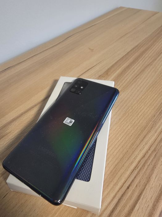 Telefon Samsung Galaxy A51 plus etui