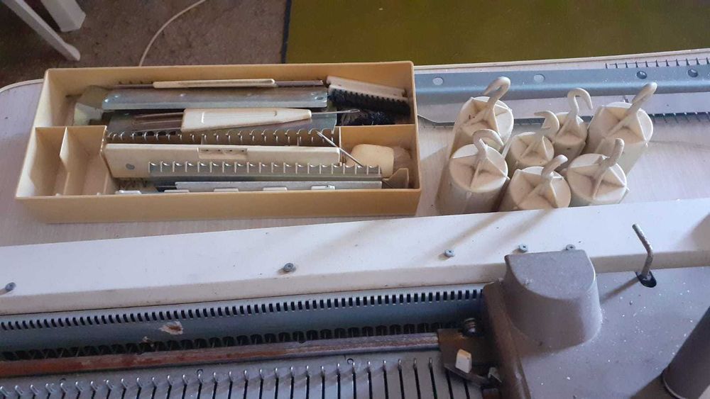 Máquina de tricotar