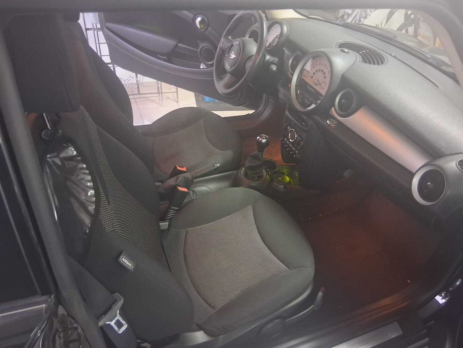 Mini Cooper D 1.6 R56