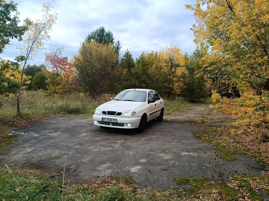 Daewoo Lanos . .