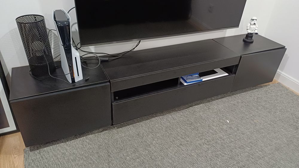Aparador de TV preto