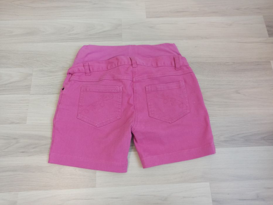 Krótkie spodenki ciążowe jojomamanbebe różowe S 36 niski pas ciążowy
