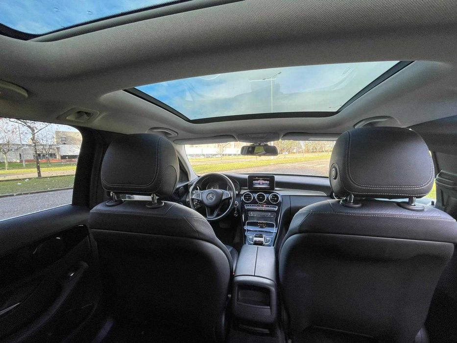 Mercedes-Benz Classe C Station | 144.000 km | Teto Panorâmico | Histórico Mercedes