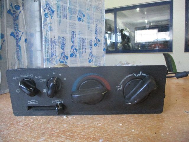 Comando chauffage / sofagem MITSUBISHI Space Wagon (N3_W, N4_W)
