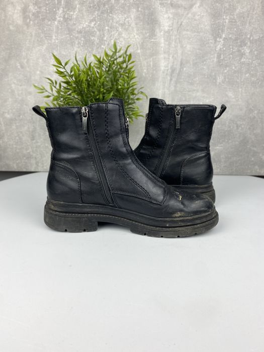 Używane / buty botki / Tamaris / r. 39