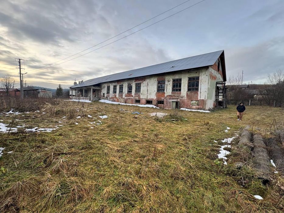 Приміщення, земельна ділянка м. Турка