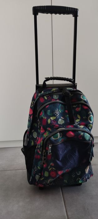 Mochila com rodas Totto