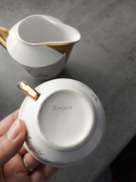 Set of 6 dinnerware pieces426581626643425285