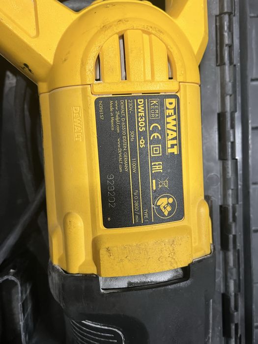 DeWalt Dwe305pk.