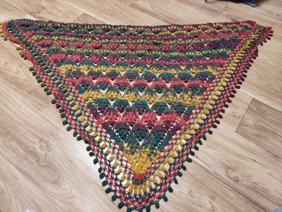 Śliczna chusta boho etno j nowa