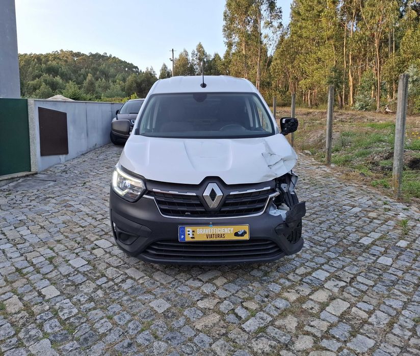 RENAULT EXPRESS 1.5 BLUE DCI ADVANCE NACIONAL DE 2022 (COM IVA DEDUTIVEL INCLUIDO)